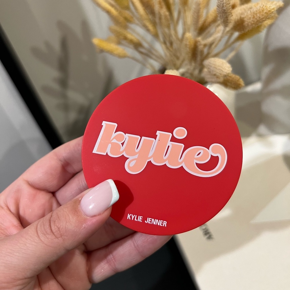 Kylie dream about me highlight